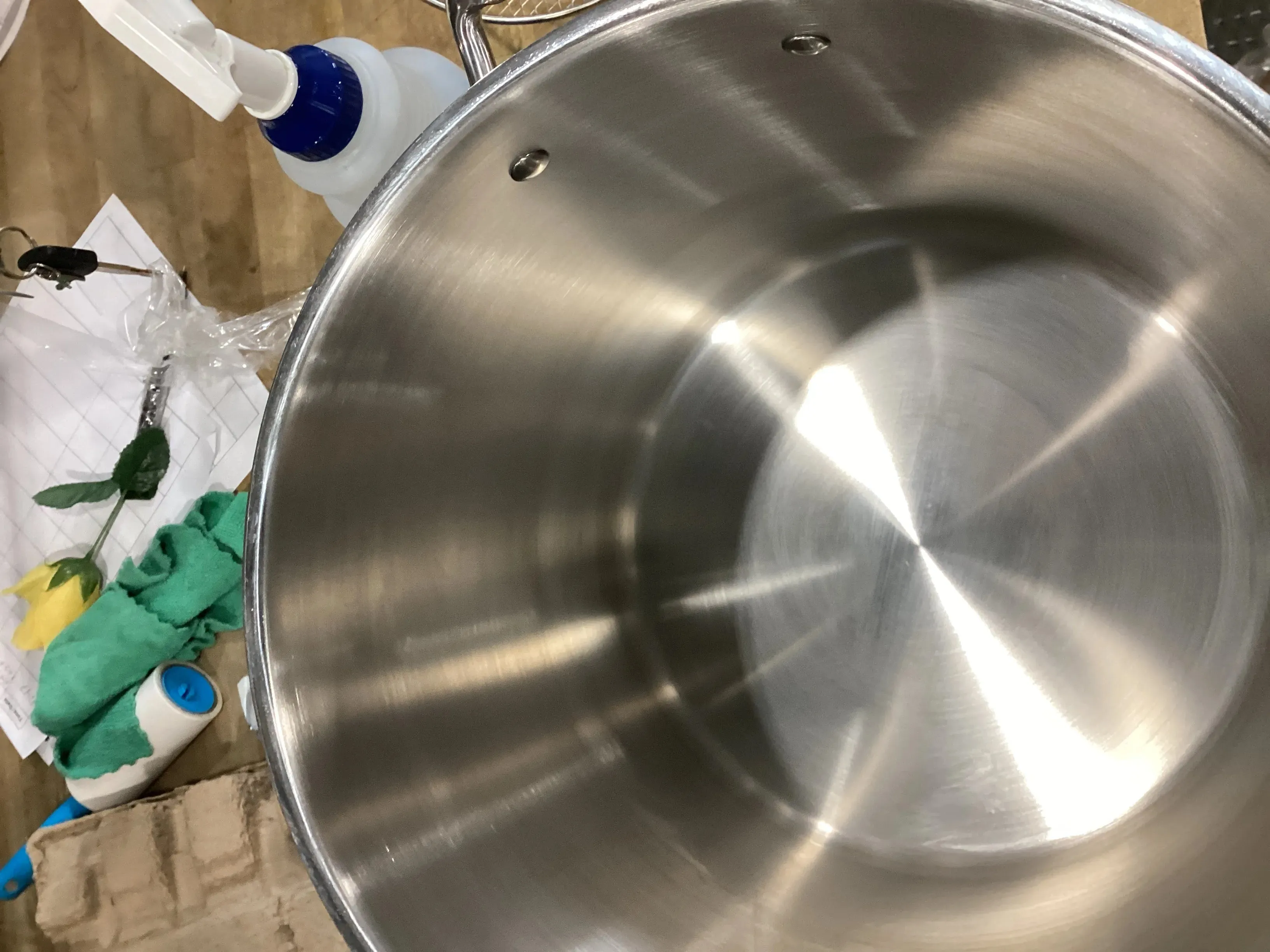 24 Qt. Stainless Steel Stock Pot with Lid