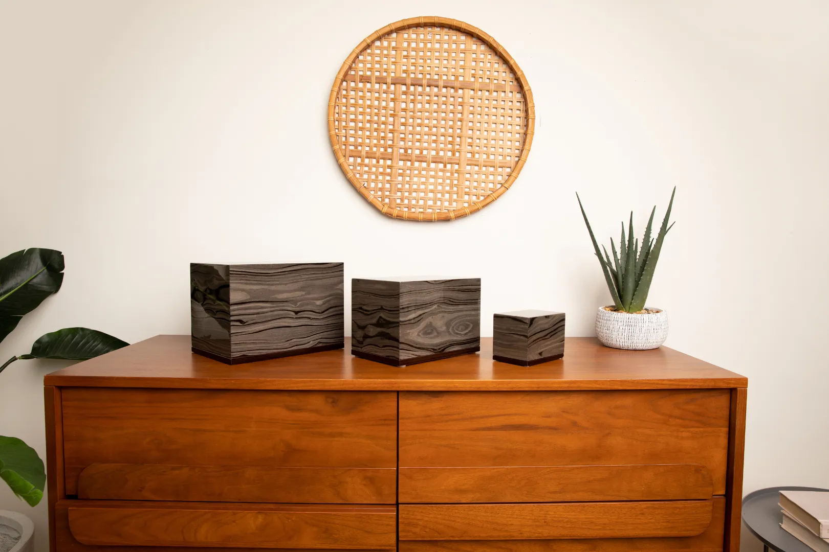The Hudson Urn in Warm Brown