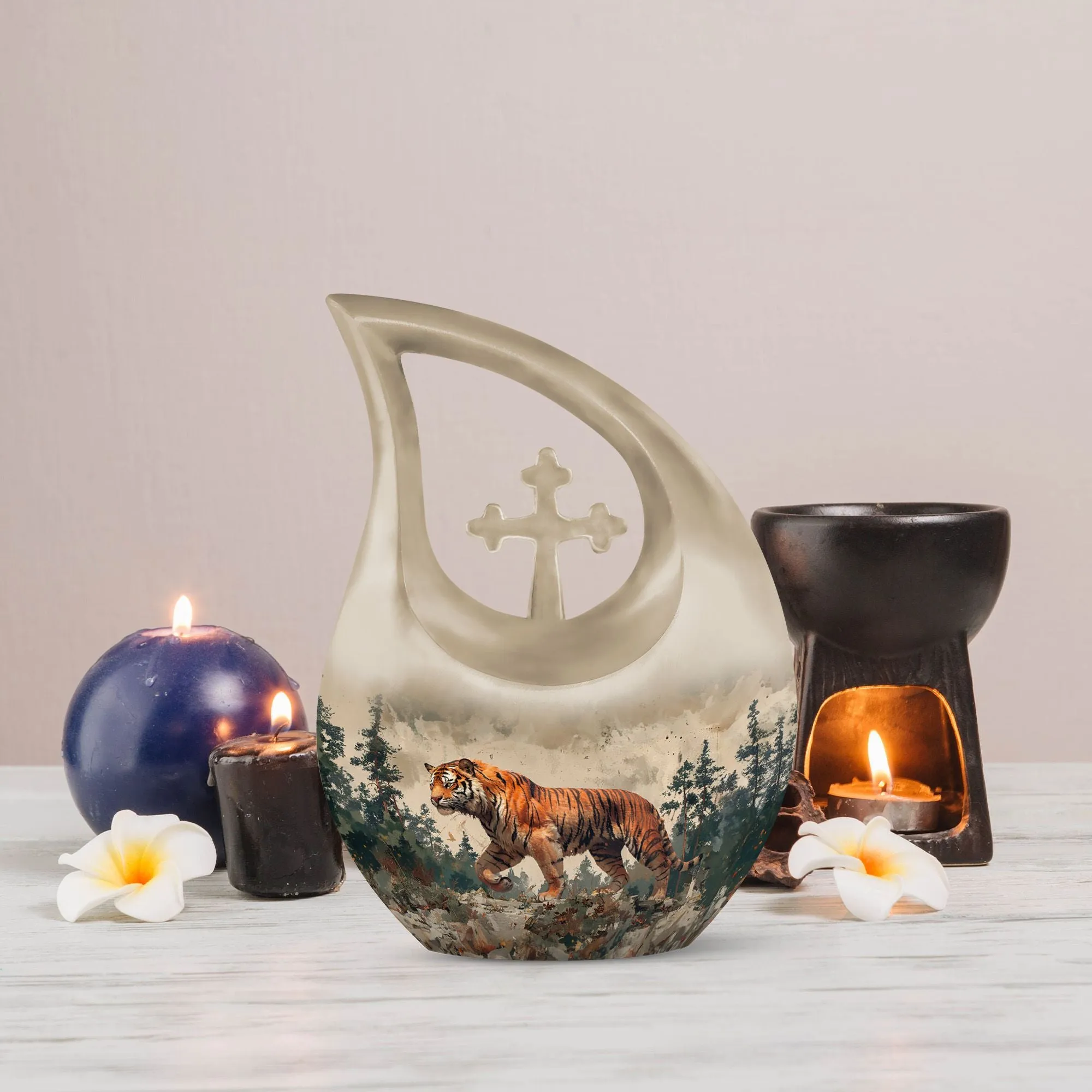 Wilderness Kingdom Urn – Extra Large Memorial Urn